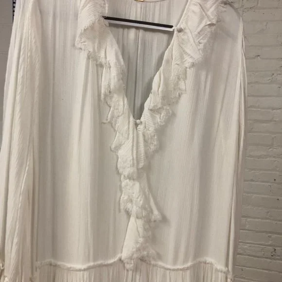 *SOLD*Free People Sweet Darlin Dress in Ivory size small (oversized) slip inside - Picture 5 of 6